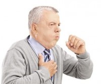 Er zijn meerdere risicofactoren voor chronische hoest / Bron: Ljupco/Istock.com