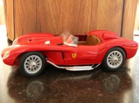 Ferrari 250 Testa Rossa bouwjaar 1957 schaal 1:18 / Bron: ottergraafjes