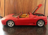 Ferrari 360 Spider schaal 1:18 / Bron: ottergraafjes