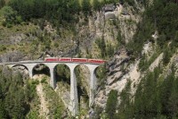 Bernina Express op Landwasserviaduct / Bron: ottergraafjes